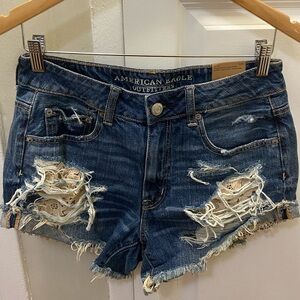 NWT American Eagle Outfitters Dark Indigo Distressed Lace-Panel Jean Shorts